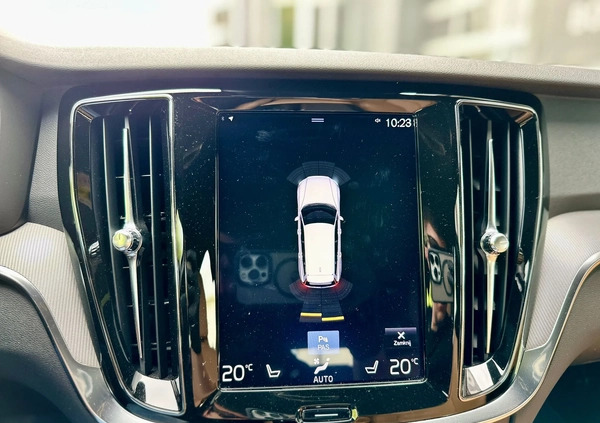 Volvo V60 cena 99900 przebieg: 159550, rok produkcji 2018 z Człuchów małe 631